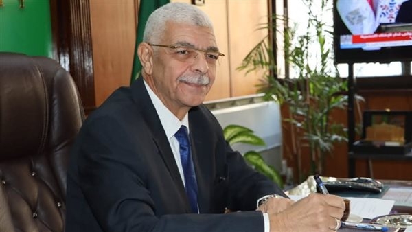 رئيس جامعة المنوفية يعقد اجتماع مجلس العمداء "أون لاين"