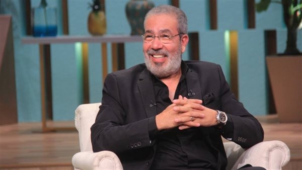 مدحت العدل يوقع بروتوكول لإنتاج عمل مسرحي جديد عن حياة أم كلثوم