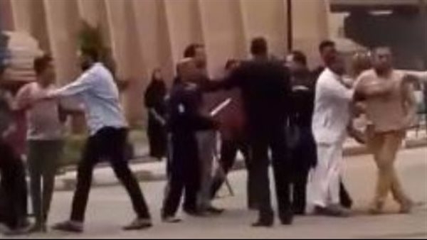 خلاف على أجرة التوك توك وراء فيديو ترويع المواطنين بالسلام