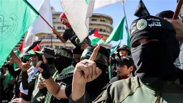 باحث سياسي: إسرائيل قلقة من انفتاح واشنطن على حماس ومفاوضاتهما المباشرة