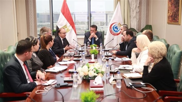 وزير الصحة يبحث مع «المملكة المتحدة للمستشفيات» سبل التعاون والفرص الاستثمارية