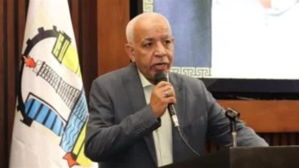 عبدالمنعم الجمل: قانون العمل الجديد يحمل الخير لمصر