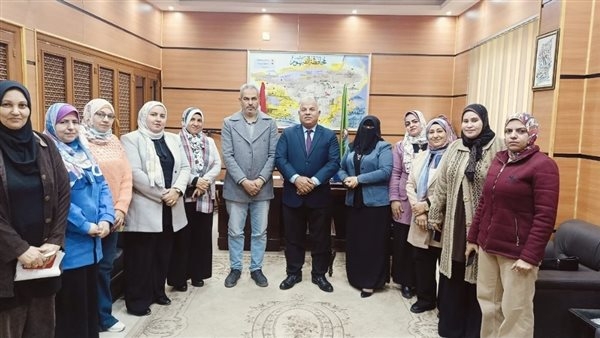 مدير تعليم الفيوم يستقبل مسئولي مبادرة قرية بلا أمية