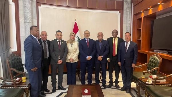 تفاصيل لقاء رئيس اتحاد عمال مصر ونظيره العراقي لتعزيز التعاون العربي
