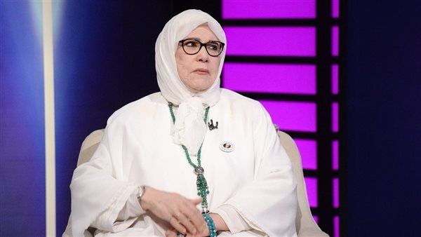 "الإذاعة كان بها قارئات للقرآن".. ياسمين الخيام: صوت المرأة ليس عورة