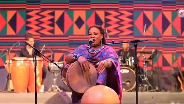 مهرجان الأقصر للسينما الإفريقية ينعي الفنانة السودانية آسيا مدني