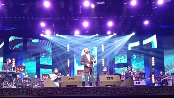 وسط حضور جماهيري كبير.. علي الحجار ينير مسرح البالون في احتفالية "الحب كله".. صور