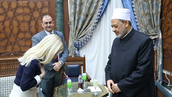 شيخ الأزهر: جوهر رسالة الإسلام نشر السلام وإقامته بين الجميع