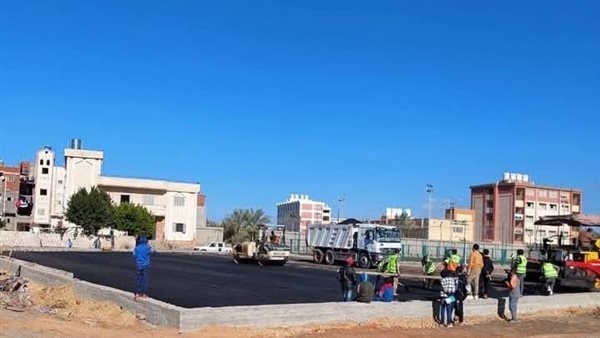 إنشاء ملعب إكليريك بالجهود الذاتية في دمياط