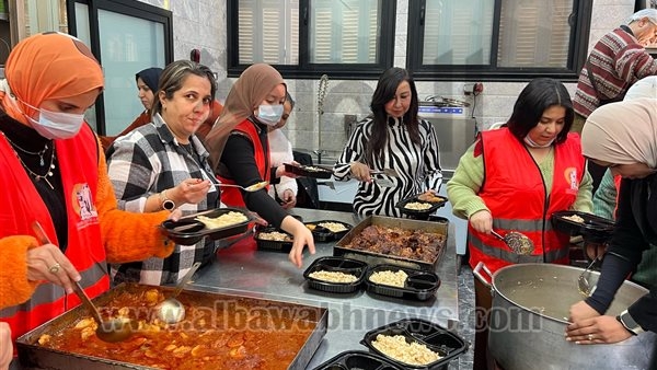 الكنيسة الإنجيلية تجهز وجبات إفطار رمضان في بورسعيد.. صور