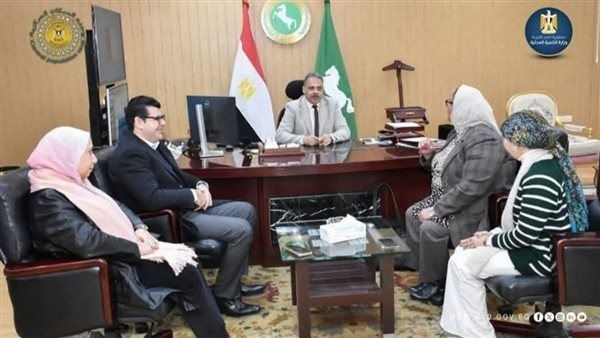 محافظ الشرقية يؤكد أهمية تنفيذ الاستراتيجية الوطنية للسكان والتنمية