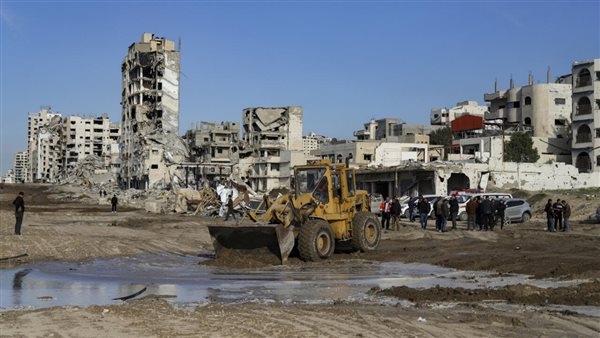 باحث بالعلاقات الدولية: الخطة العربية لإعمار غزة تحظى بتوافق عربي إسلامي