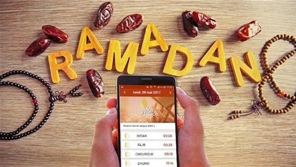 تطبيقات شهر رمضان.. من مواعيد الصلاة إلى الزكاة والتبرعات