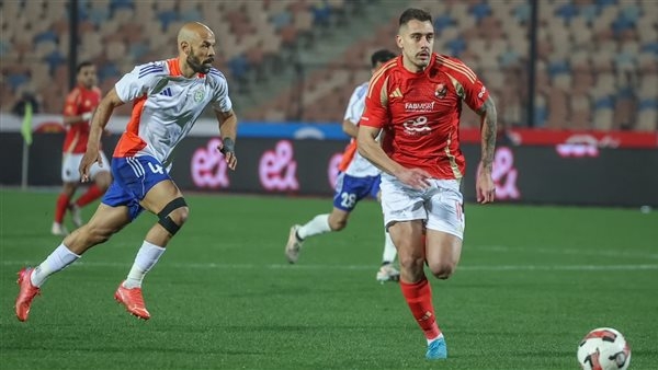 جراديشار يسجل هدف التقدم للأهلي في مرمى الطلائع