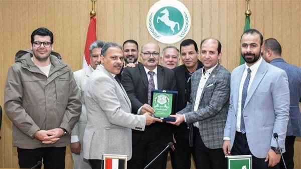 لفوزهم ببطولة أفريقيا للأندية الأبطال للمرة الـ 28 .. محافظ الشرقية يُكرم لاعبي فريق الهوكي