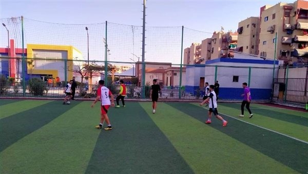 انطلاق فعاليات الدورة الرمضانية لخماسيات كرة القدم للشباب في بورسعيد.. صور