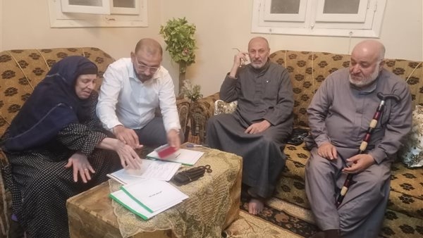 حكاية أم حسن.. تبرعت بمليون جنيه لشراء سيارة إسعاف صدقة جارية لزوجها الراحل