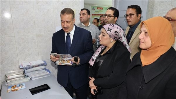 محافظ المنوفية يتابع انتظام سير العمل  بالمركز الصحي العام بشبين الكوم