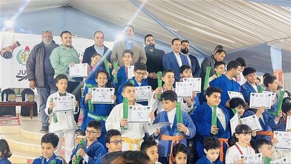 رئيس نادي الرواد بالعاشر من رمضان يكرم فريق الجودو .. صور
