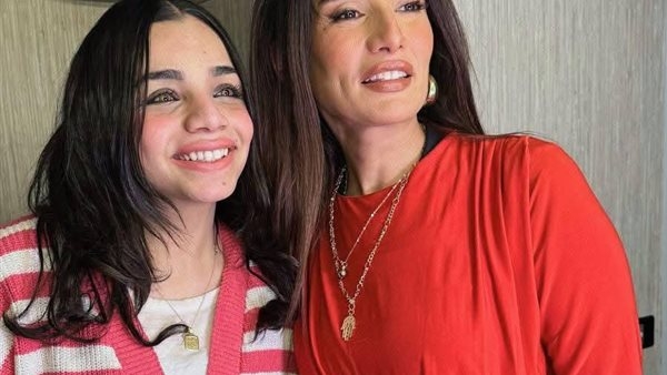 النجمة زينة في حوارخاص لـ "البوابة نيوز": حب الناس لـ "العتاولة" خلاني مطمنة .. لا يشغلني الترند ومركزة في شغلي .. والناجح الناس بتعرفه من غير ما يقول
