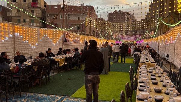 5 آلاف مواطن.. أكبر مائدة إفطار مجمع بالخصوص
