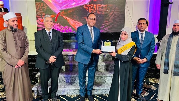 محافظ قنا يُكرِّم 140 فائزًا في مسابقة حفظ القرآن الكريم بالجمعية الشرعية