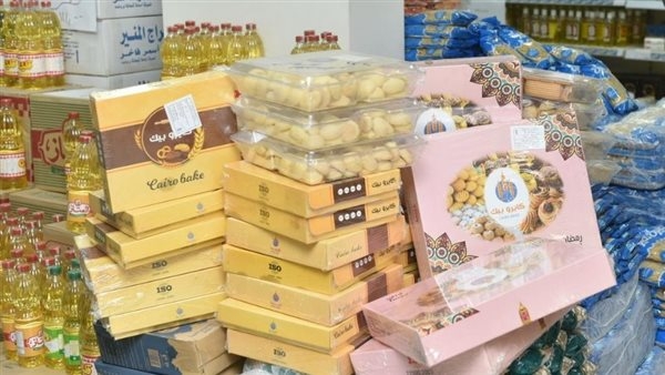 ارتفاعات متفاوتة بأسعار كحك العيد واللحوم والأسماك قبل عيد الفطر