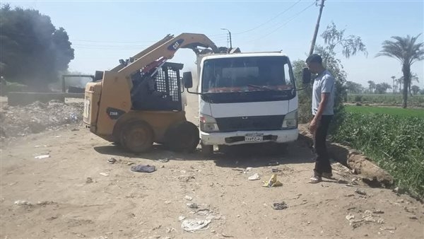 رفع 150 طن مخلفات صلبة خلال حملات نظافة مكبرة بالمنيا