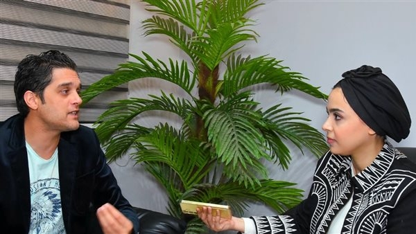 عمر خورشيد: نقدم في «سندريلا كيوت» حب أفلاطوني أتنسى من زمان.. الكواليس مع حورية فرغلي «زي العسل».. وأقدم دور شرير لأول مرة في مسلسل «مملكة النحل»