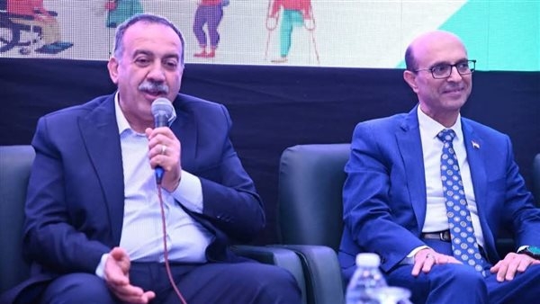 جامعة أسيوط تطلق مسابقة لطلاب التربية النوعية لاختيار أفضل تصميم وعلامة تجارية لمنافذ بيع بالمحافظة