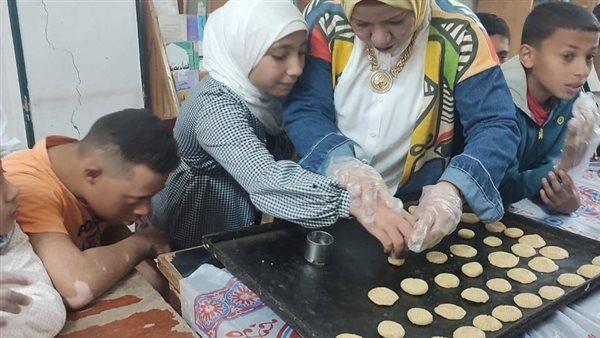 متحف كوم أوشيم يقيم ورشة كحك العيد فى مكتبة مطرطارس بالفيوم