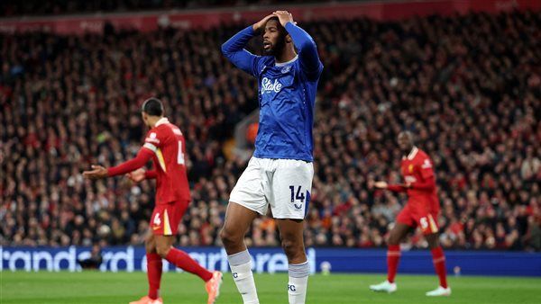 بمشاركة محمد صلاح.. ليفربول يتعادل مع إيفرتون في الشوط الأول