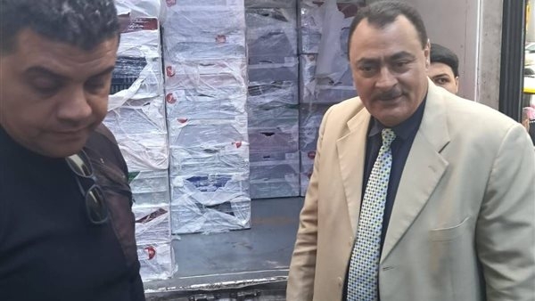 ضبط 2 طن برجر وبطاطس فاسدة بحملة تموينية في دمياط