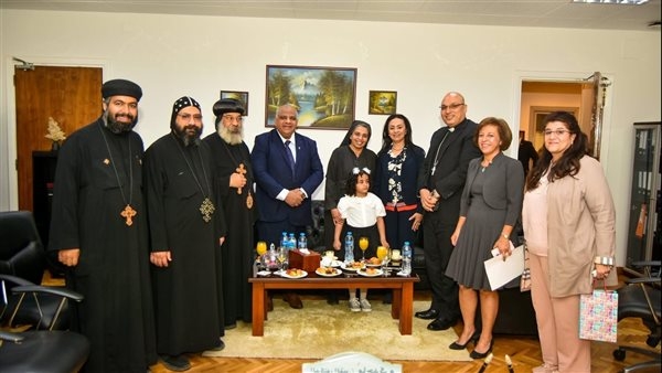 القس ماجد كرم يستقبل وزيرة التضامن والأنبا روفائيل بمقر أمانة مدارس سنودس النيل الإنجيلي