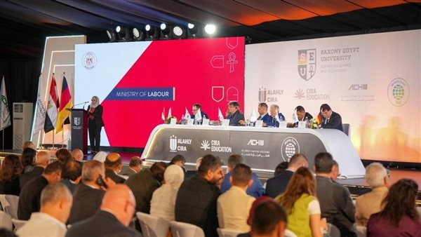 وزير العمل : الدولة داعمة للجامعات العصرية