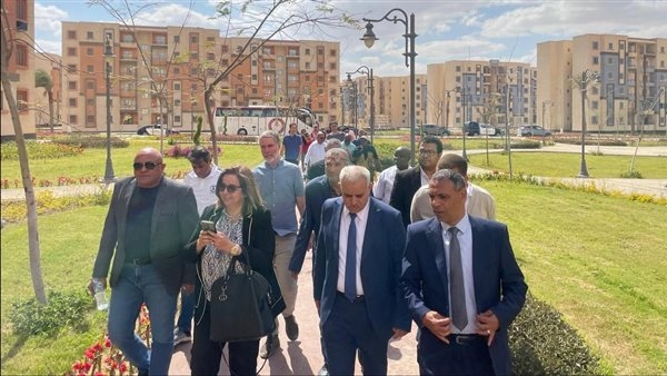 وفود من 10 بنوك مركزية يزورون وحدات المبادرة الرئاسية "سكن لكل المصريين"