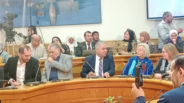 صور.. الاتجاهات العالمية الحديثة في توظيف الذكاء الاصطناعي في المنتج الثقافي والإعلامي