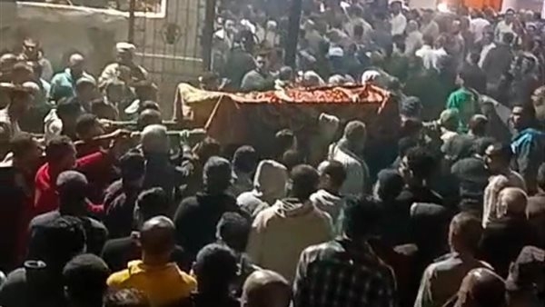 الآلاف يشيعون جثامين 3 ضحايا بحادث تصادم بإدكو في البحيرة