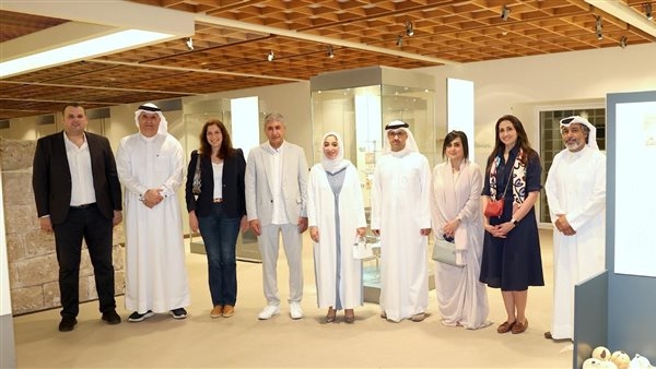 في زيارة رسمية قصيرة.. وزير السياحة والآثار يبحث تعزيز التعاون مع البحرين