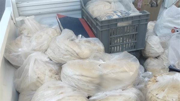 ضبط 278 بطاقة تموينية وخبز بلدي مدعم داخل سوبر ماركت بالإسكندرية
