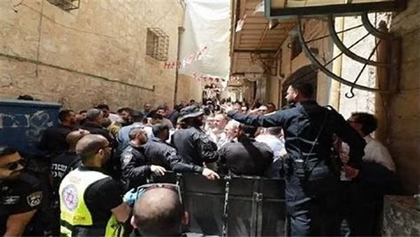 الاحتلال يمنع سفير الفاتيكان لدى دولة فلسطين من دخول كنيسة القيامة في القدس