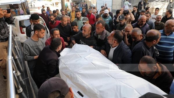 تصعيد دموي جديد.. 9 شهداء بينهم أطفال ونساء في سلسلة غارات إسرائيلية على غزة