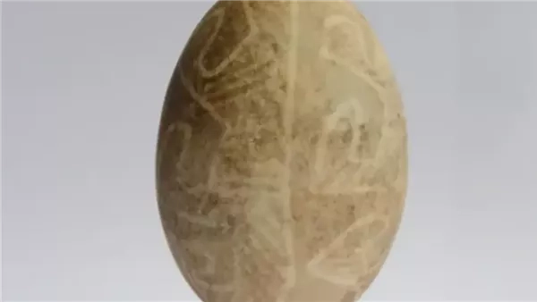 تعرف على أقدم بيضة عيد فصح مزخرفة فى العالم