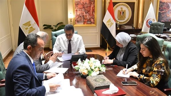 وزير الصحة يوجه بتحمل صندوق "مخاطر المهن الطبية " تكلفة الماجستير والدكتوراه للأطباء البشريين
