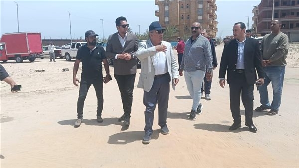 محافظ الدقهلية يوجه بإنشاء وحدة طب أسرة ورصف تقسيم 15 مايو بمدينة جمصة