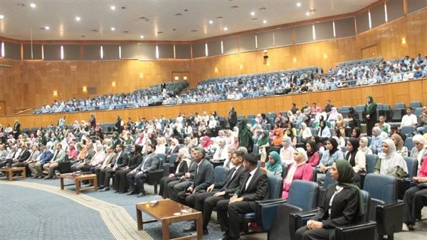 جامعة أسيوط تشهد انطلاق فعاليات برنامج "اختراق سوق العمل" لتأهيل الشباب