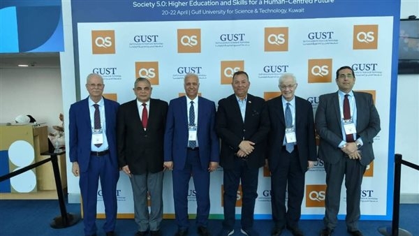 رئيس جامعة كفر الشيخ يشارك في قمة QS العالمية للجامعات بدولة الكويت