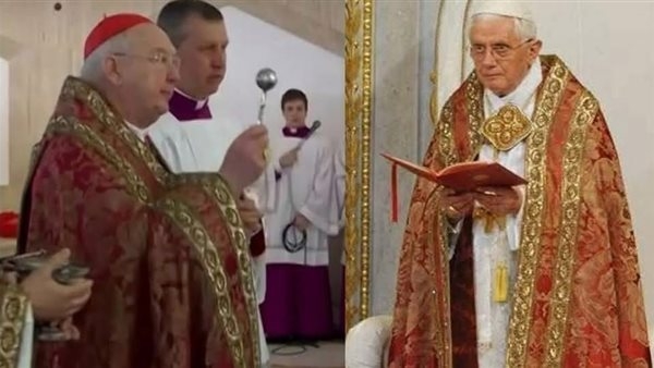 الكاردينال فاريل يرتدي معطفًا لبنديكتوس السادس عشر خلال مراسم نقل جثمان البابا فرنسيس