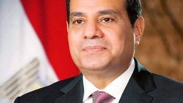 رئيس جامعة المنوفية يهنئ السيسي والشعب المصري بعيد تحرير سيناء