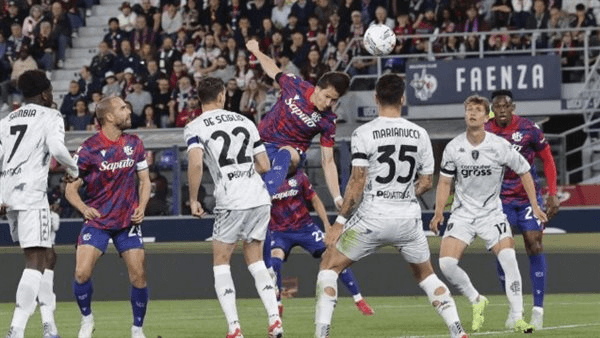 أورسوليني يقود تشكيل بولونيا ضد ميلان في نهائي كأس إيطاليا